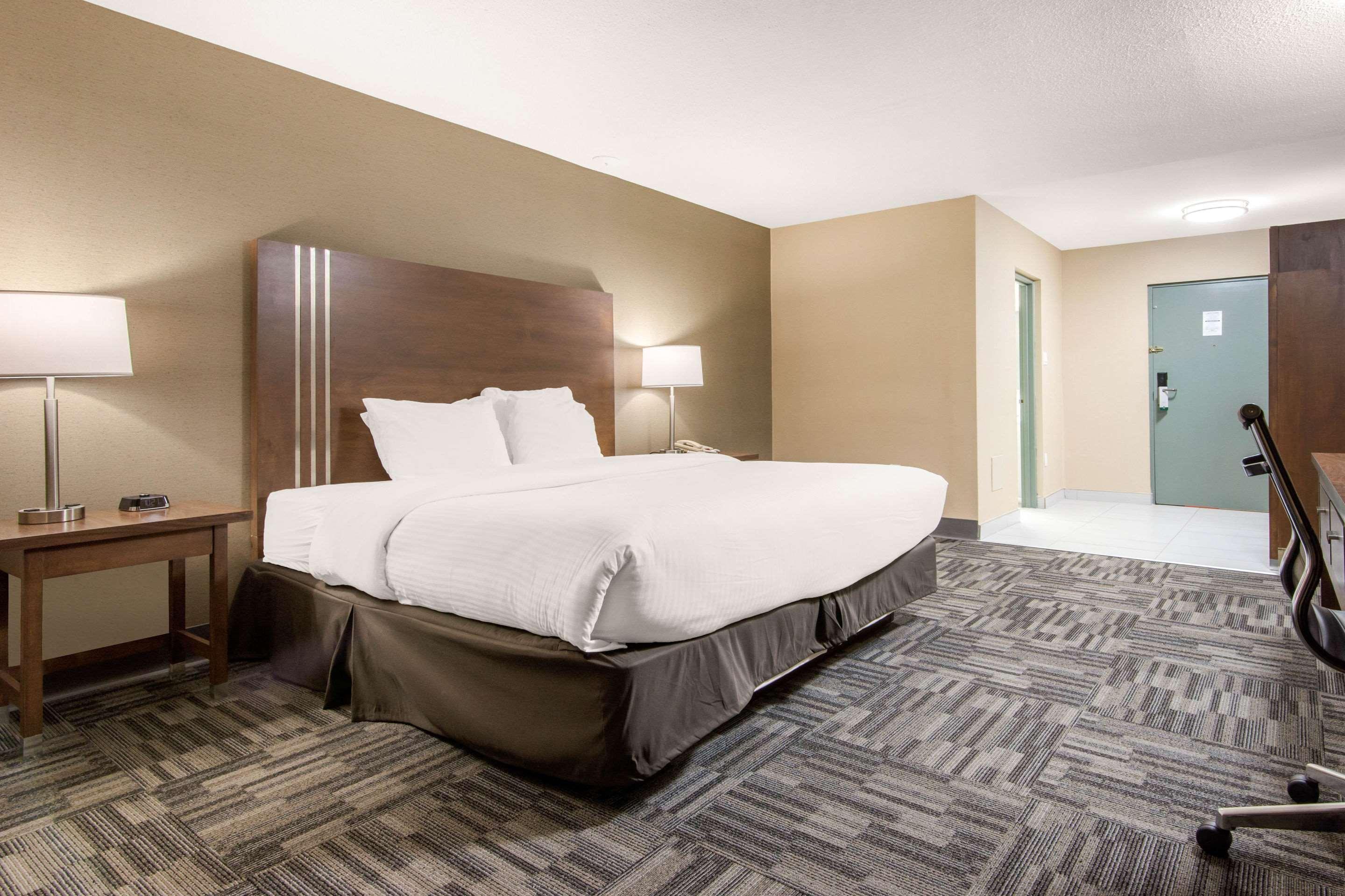 Quality Inn & Conference Centre Orillia Dış mekan fotoğraf