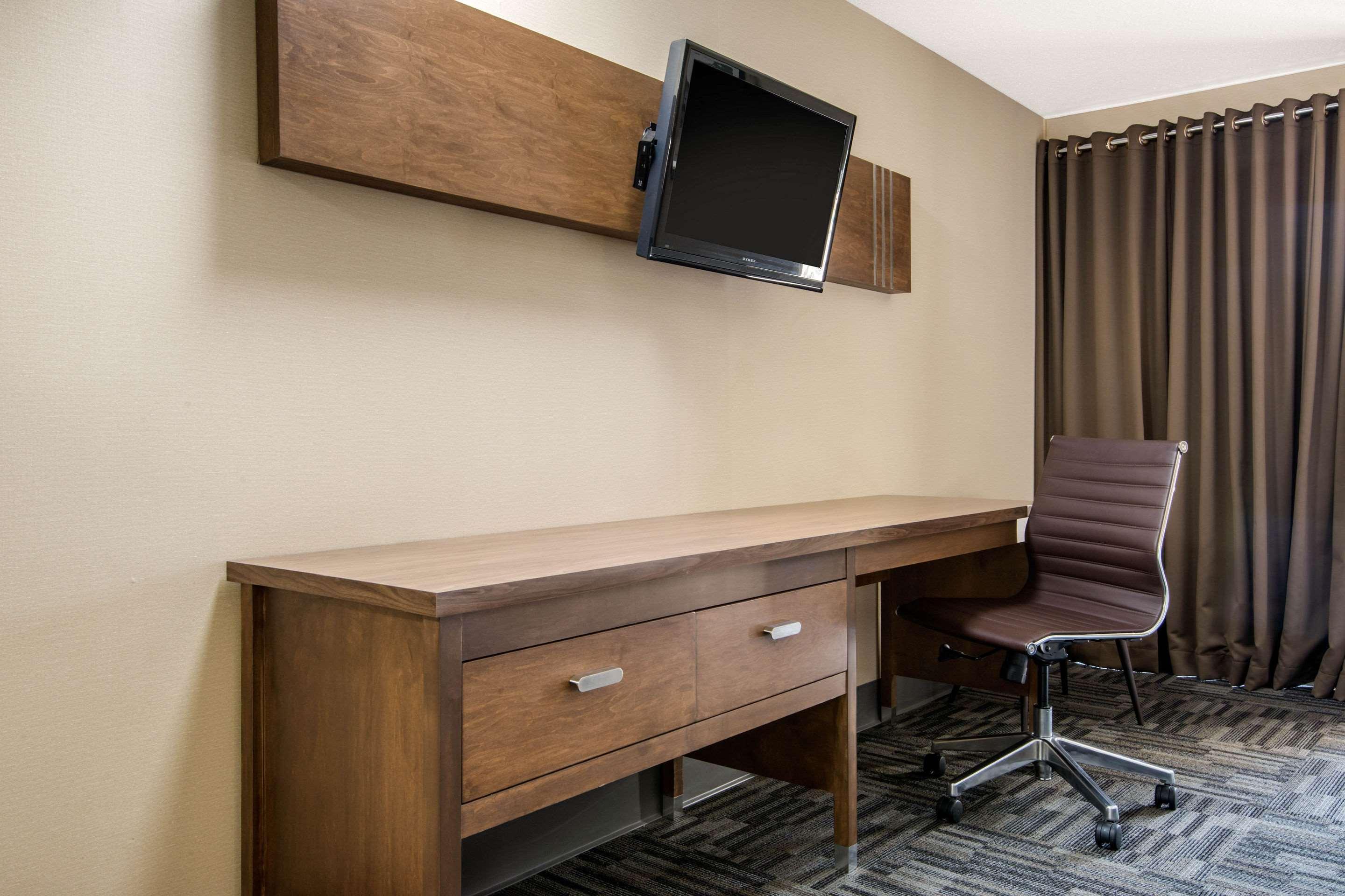Quality Inn & Conference Centre Orillia Dış mekan fotoğraf