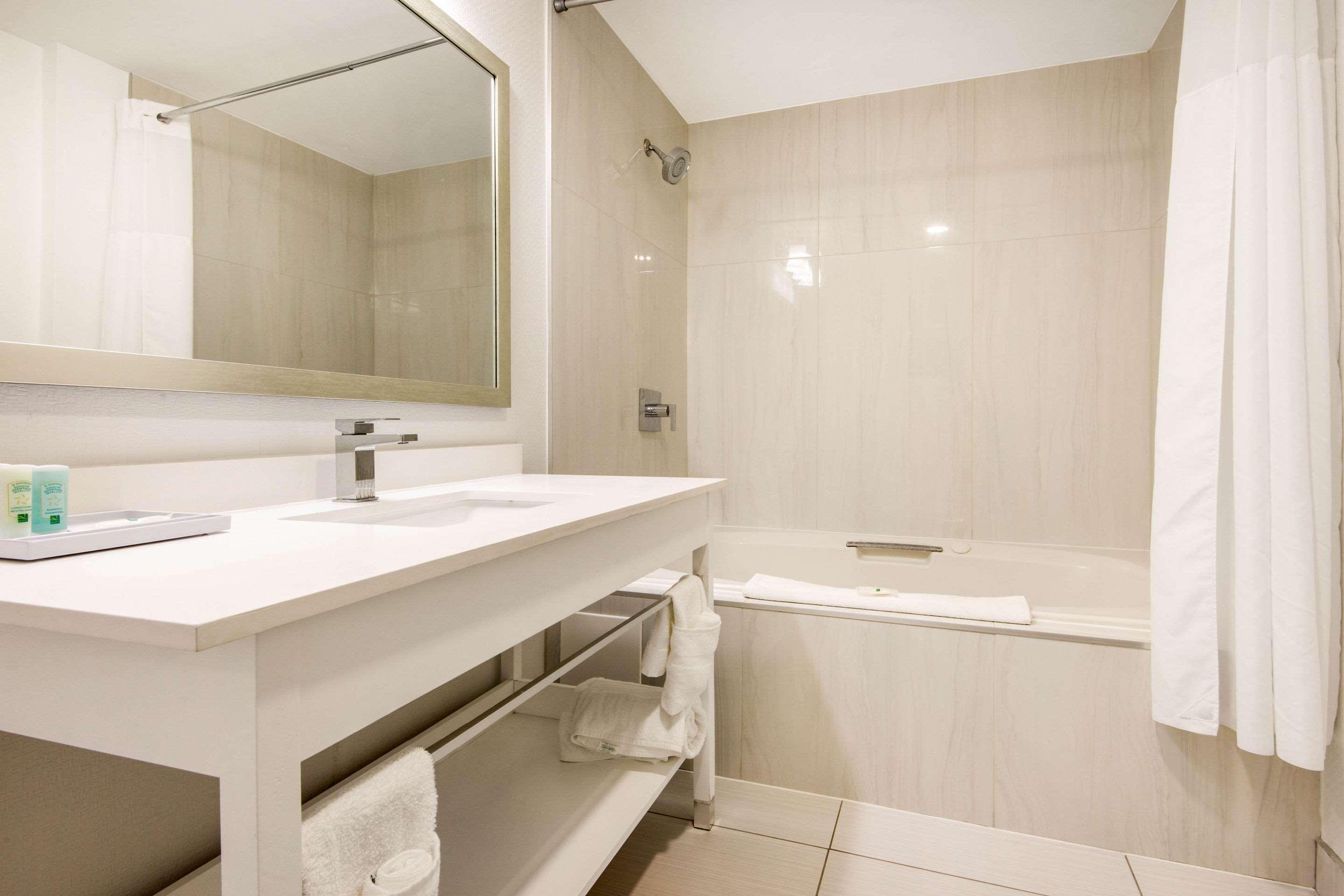 Quality Inn & Conference Centre Orillia Dış mekan fotoğraf