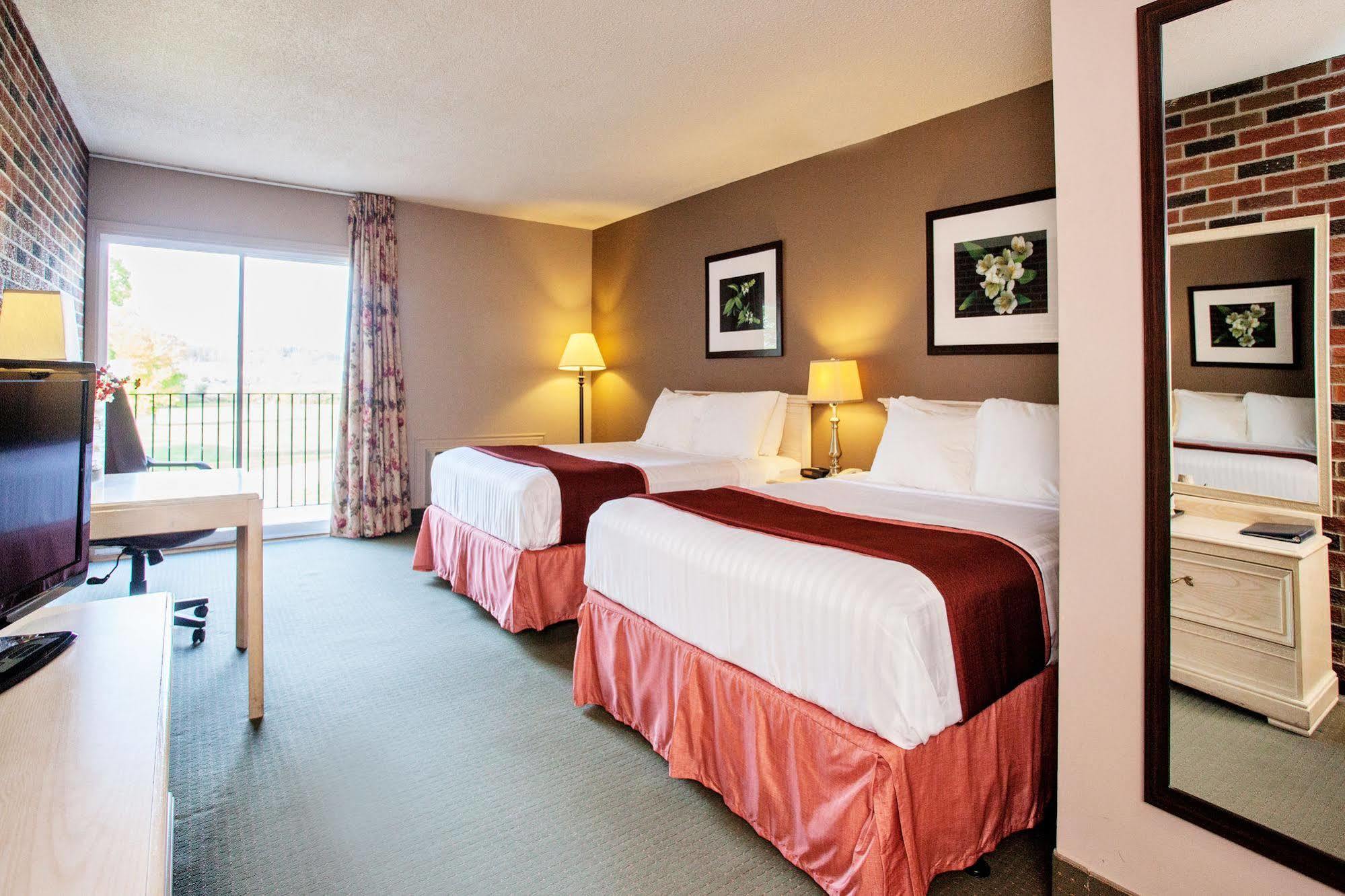Quality Inn & Conference Centre Orillia Dış mekan fotoğraf
