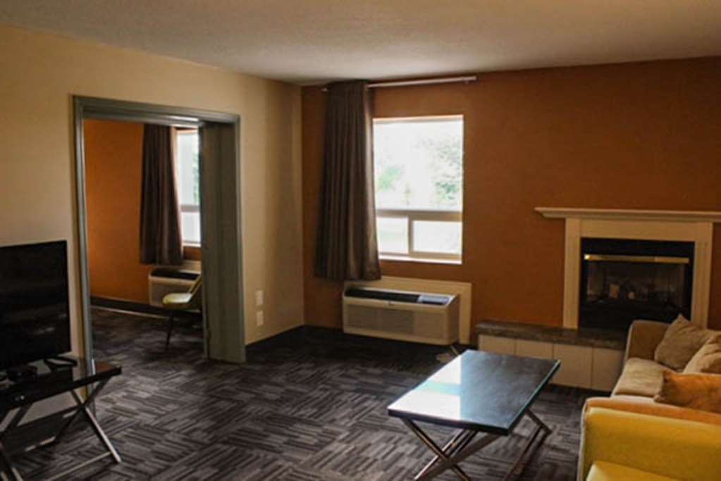 Quality Inn & Conference Centre Orillia Oda fotoğraf